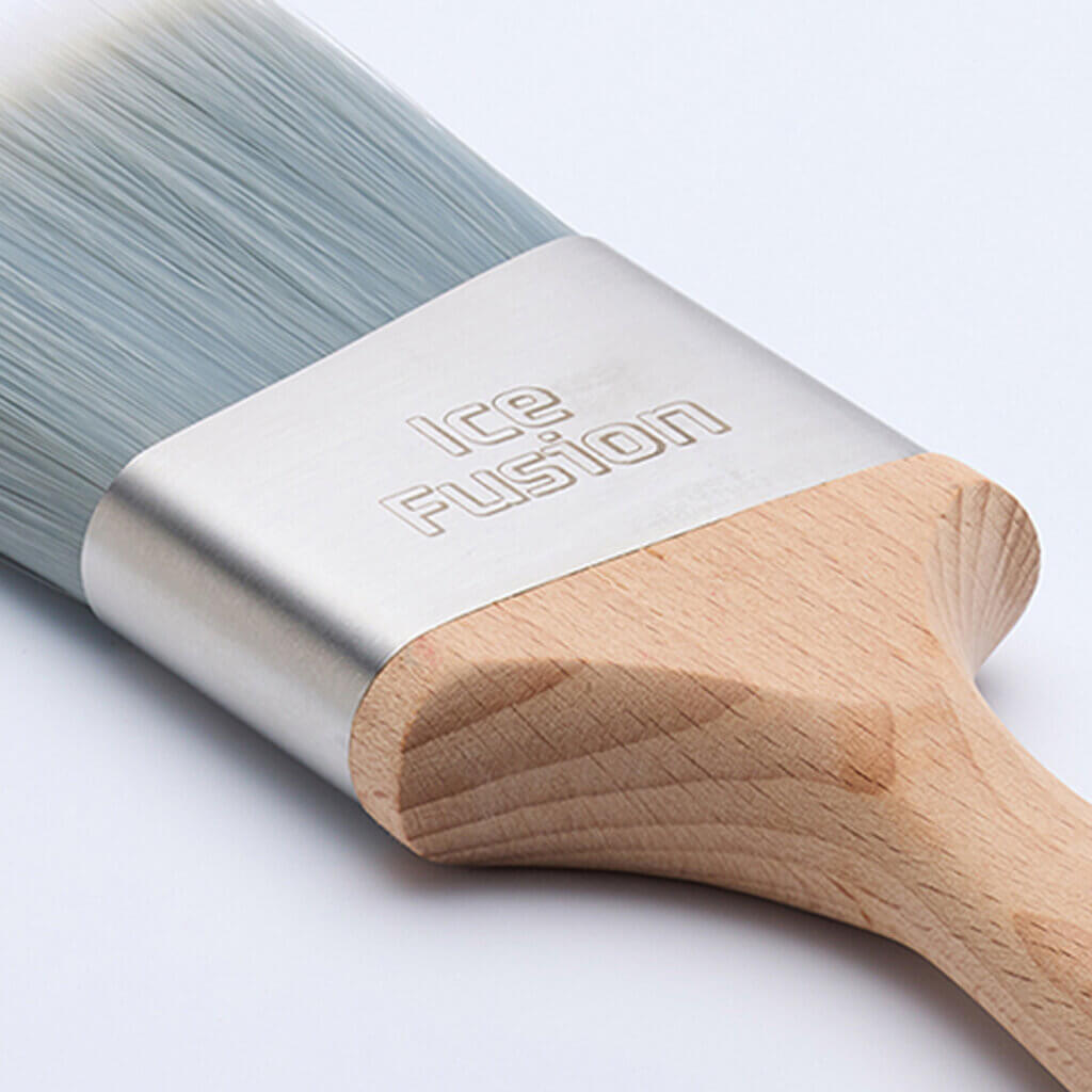 2.5″ Ice Fusion Brush – Cutting In