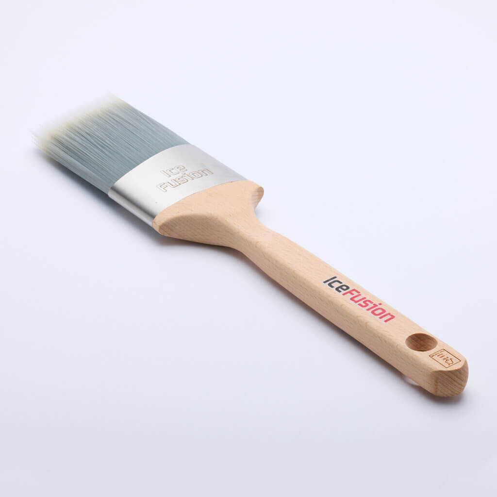 2.5″ Ice Fusion Brush – Angle Oval